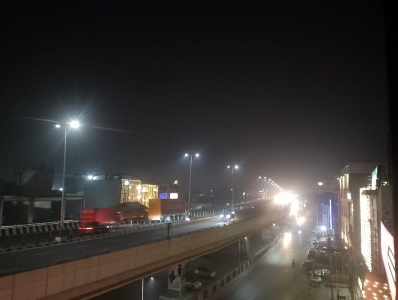 गोहाना रोड शुगर मिल के पास कुड़े में लगी आग से उठता धुआ। संवाद गोहाना रोड शुगर मिल के पास कुड़े में लगी आग से उठता धुआ। संवाद