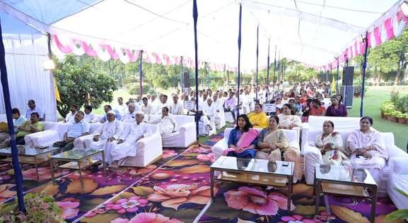 रोहटा। बजाज शुगर मिल किनौनी में पांच दिवसीय सनातन सत्संग ज्ञान यज्ञ के दूसरे दिन आचार्य सुशील ब रोहटा। बजाज शुगर मिल किनौनी में पांच दिवसीय सनातन सत्संग ज्ञान यज्ञ के दूसरे दिन आचार्य सुशील ब