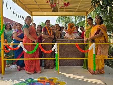 कुरुक्षेत्र। राजकीय वरिष्ठ माध्यमिक विद्यालय लोहारा में ज्ञान की देवी सरस्वती की मूर्ति स्थापित