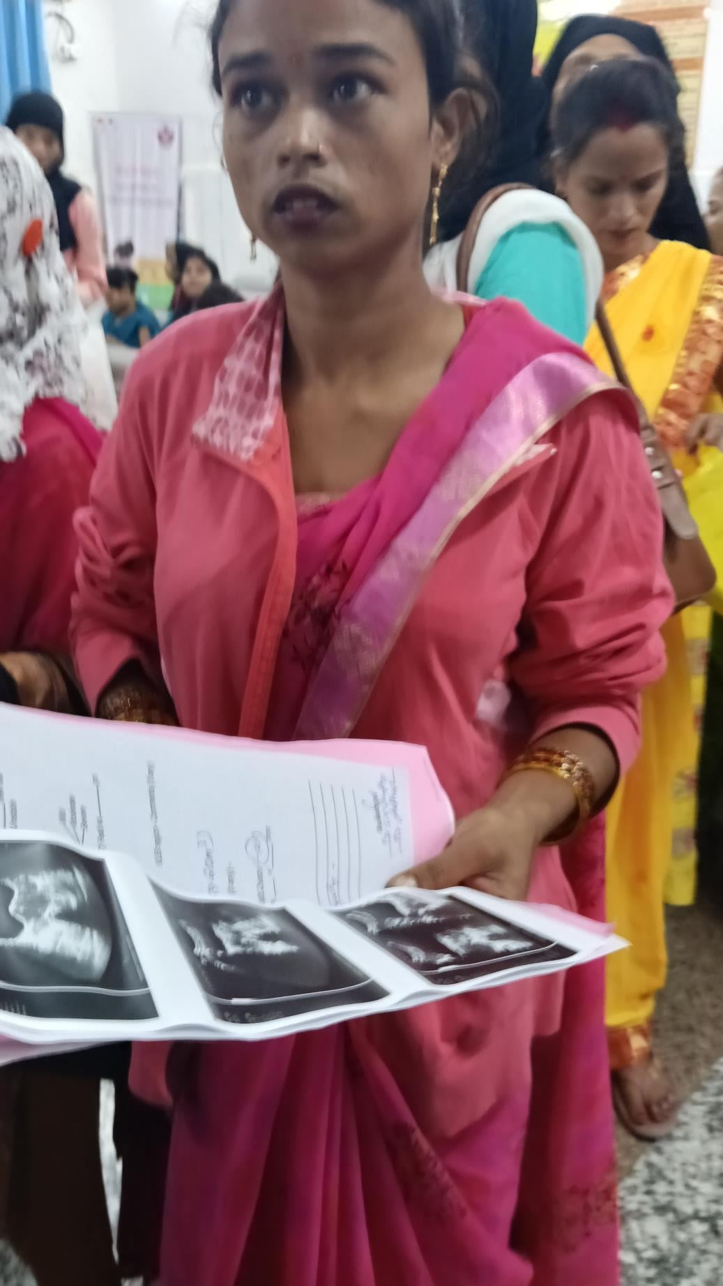 डफरिन अस्पताल में मरीज।