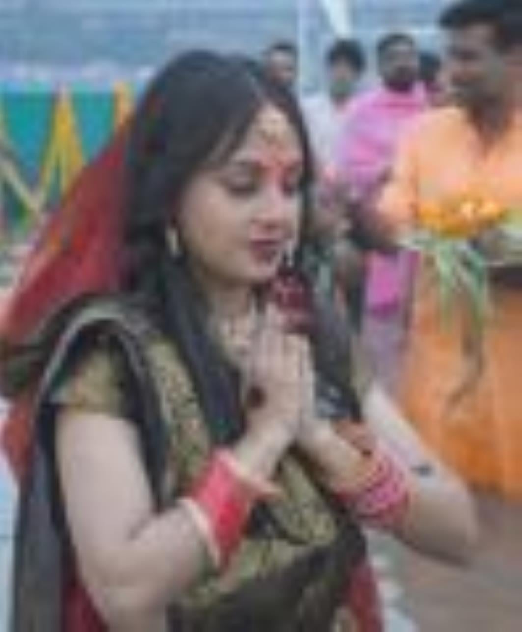 लक्ष्मण मेला मैदान व संझया घाट पर सोमवार शाम श्रद्दाुलु उमड़े। लक्ष्मण मेला मैदान व संझया घाट पर सोमवार शाम श्रद्दाुलु उमड़े।