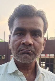 नवीन गल्ला मंडी में धान का ढेर लगा हुआ। संवाद नवीन गल्ला मंडी में धान का ढेर लगा हुआ। संवाद