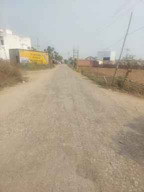 इस्माईलाबाद। थांदडो रोड की खस्ता हालत। संवाद इस्माईलाबाद। थांदडो रोड की खस्ता हालत। संवाद