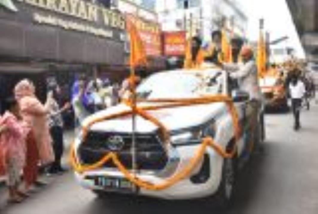 नाका गुरूद्धारा में गुरु गोविंद सिंह महाराज एवं माता साहिब कौर के पवित्र जोड़ा साहब (चरण पादुका