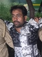 वेव सिटी पुलिस ने मुठभेड़ में गिरफ्तार किया बदमाश। स्रोत: पुलिस वेव सिटी पुलिस ने मुठभेड़ में गिरफ्तार किया बदमाश। स्रोत: पुलिस