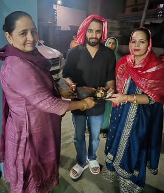12...अंतरराष्ट्रीय बॉक्सर अमित पंघाल के पिता विजेंद्र पंघाल। 12...अंतरराष्ट्रीय बॉक्सर अमित पंघाल के पिता विजेंद्र पंघाल।
