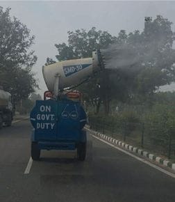 फोटो :37: सोनीपत के राई के पास फैक्टरी में कूड़े में लगी आग से उठता धुआं। संवाद फोटो :37: सोनीपत के राई के पास फैक्टरी में कूड़े में लगी आग से उठता धुआं। संवाद