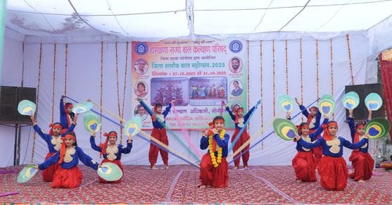 फोटो 41- सोनीपत के कोर्ट रोड स्थित बाल भवन में जिला बाल कल्याण परिषद की ओर से आयोजित जिलास्तरीय