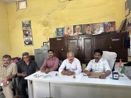 कुरुक्षेत्र। बैठक करते रोडवेज कर्मचारी। संवाद कुरुक्षेत्र। बैठक करते रोडवेज कर्मचारी। संवाद