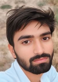 प्राथमिक विद्यालय पृथ्वीपुर में शिक्षकों के न आने की वजह से गेट पर खड़े बच्चे। स्रोत वीडियोग्रै प्राथमिक विद्यालय पृथ्वीपुर में शिक्षकों के न आने की वजह से गेट पर खड़े बच्चे। स्रोत वीडियोग्रै