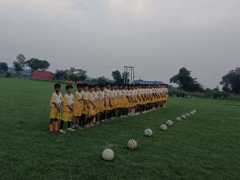 30जेएनडी10-लघु सचिवालय में रोड सेफ्टी की बैठक की अध्यक्षता करते डीसी मोहम्मद इमरान रजा। स्रोत प