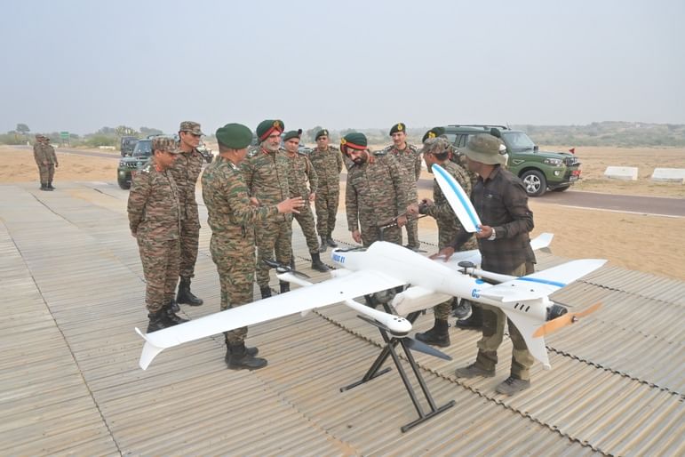 थार रेगिस्तान स्थित महाजन फील्ड फायरिंग रेंज में इंटीग्रेटेड फायरिंग एक्सरसाइज सेंटिनल स्ट्राइक थार रेगिस्तान स्थित महाजन फील्ड फायरिंग रेंज में इंटीग्रेटेड फायरिंग एक्सरसाइज सेंटिनल स्ट्राइक