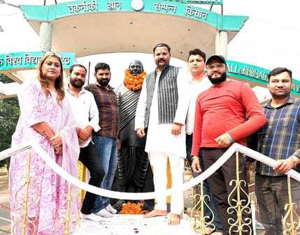 दौराला- बाल विद्या मंदिर में सरदार वल्लभ भाई पटेल की जयंती पर आर्ट एंड क्राफ्ट प्रतियोगिता हुई दौराला- बाल विद्या मंदिर में सरदार वल्लभ भाई पटेल की जयंती पर आर्ट एंड क्राफ्ट प्रतियोगिता हुई