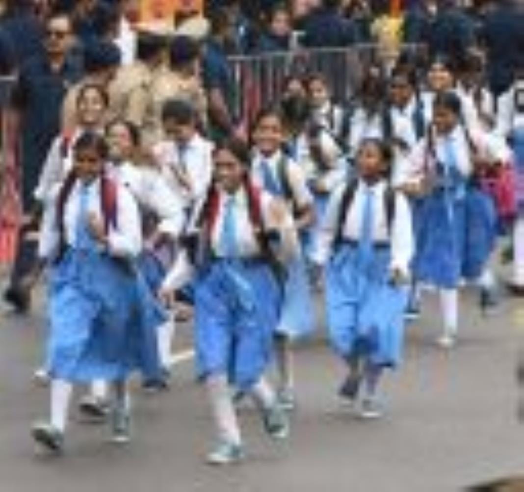 लौहपुरुष सरदार वल्लभभाई पटेल की जयंती और राष्ट्रीय एकता दिवस के अवसर प रएकता दौड़ का आयोजन हुआ।