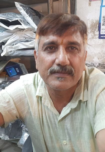 फोटो 28: सोनीपत के कच्चे क्वार्टर मार्केट में सीवर लाइन डालने के लिए उखाड़ी गई सड़क। संवाद फोटो 28: सोनीपत के कच्चे क्वार्टर मार्केट में सीवर लाइन डालने के लिए उखाड़ी गई सड़क। संवाद