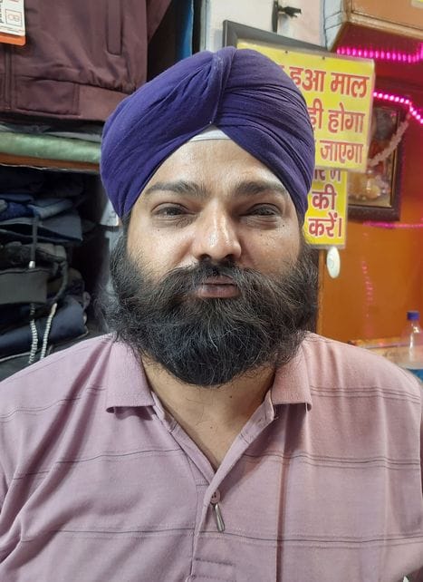 फोटो 28: सोनीपत के कच्चे क्वार्टर मार्केट में सीवर लाइन डालने के लिए उखाड़ी गई सड़क। संवाद फोटो 28: सोनीपत के कच्चे क्वार्टर मार्केट में सीवर लाइन डालने के लिए उखाड़ी गई सड़क। संवाद