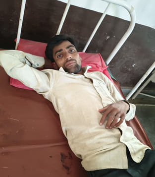 घायल अमित। संवाद घायल अमित। संवाद