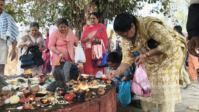 कपालमोचन मेले का उद्घाटन करते अंबाला मंडल के आयुक्त संजीव वर्मा। संवाद