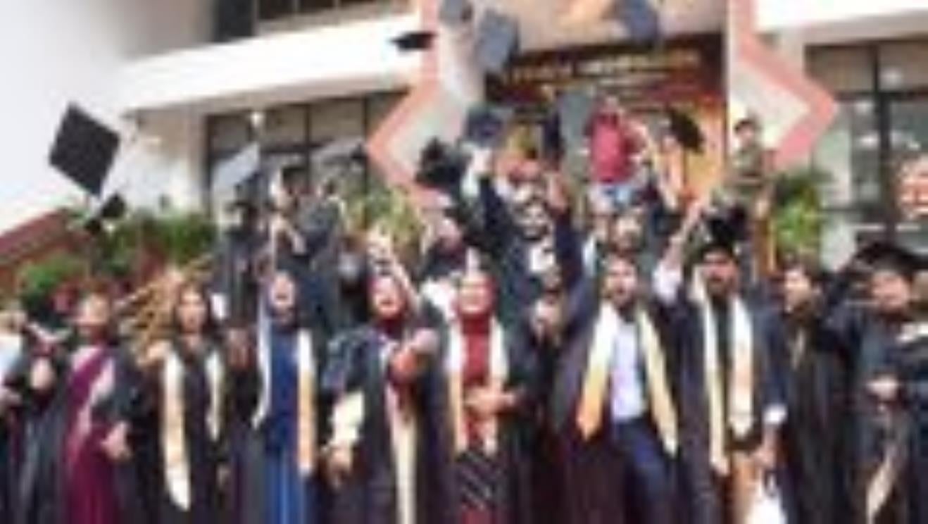 इंटीग्रल यूनिवर्सिटी में रविवार को 17वां वार्षिक दीक्षांत समारोह जोश और उत्साह के साथ मनाया गया इंटीग्रल यूनिवर्सिटी में रविवार को 17वां वार्षिक दीक्षांत समारोह जोश और उत्साह के साथ मनाया गया