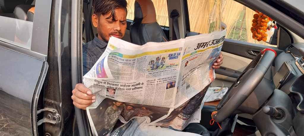 ककोड़ा मेले में जाता दुकानदार। संवाद ककोड़ा मेले में जाता दुकानदार। संवाद