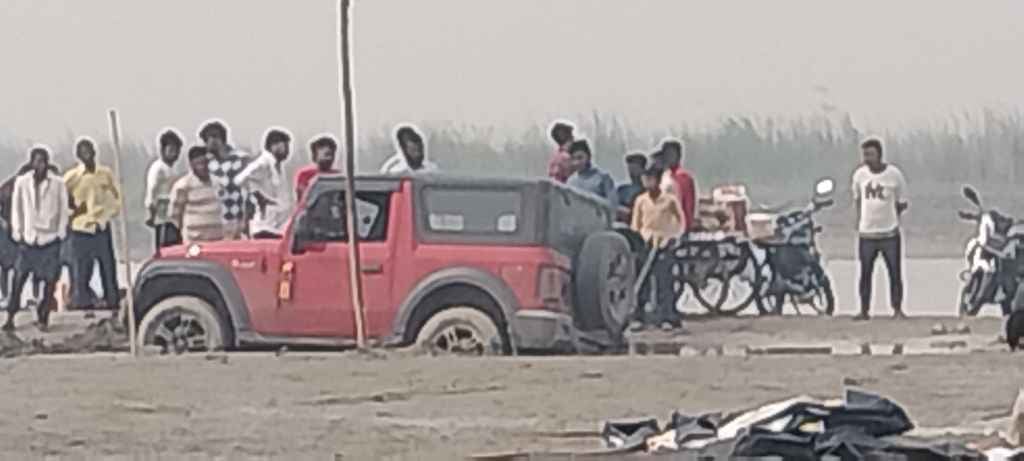 ककोड़ा मेले में जाता दुकानदार। संवाद ककोड़ा मेले में जाता दुकानदार। संवाद