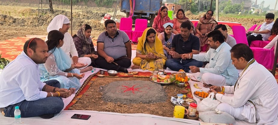 बाबैन। एमएसएमई योजना के तहत में बनने वाले आधुनिक इंडस्ट्रियल पार्क के निर्माण कार्य का भूमि पूज बाबैन। एमएसएमई योजना के तहत में बनने वाले आधुनिक इंडस्ट्रियल पार्क के निर्माण कार्य का भूमि पूज