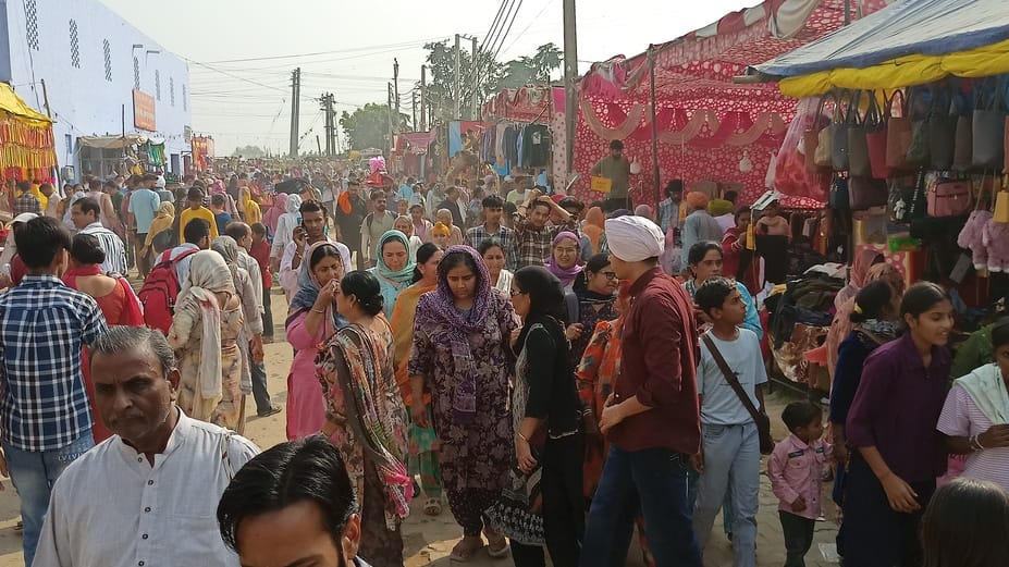 कपालमोचन मेले में पहुंचते श्रद्धालु। संवाद कपालमोचन मेले में पहुंचते श्रद्धालु। संवाद