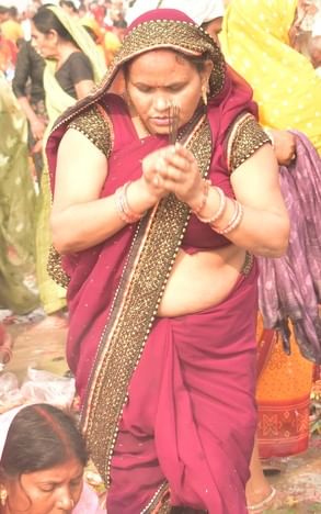 कार्तिक पूर्णिमा पर्व पर श्रीरामपुर गंगा घाट पर स्नान के लिए उमड़ी श्रद्धालुओं की भीड़।संवाद कार्तिक पूर्णिमा पर्व पर श्रीरामपुर गंगा घाट पर स्नान के लिए उमड़ी श्रद्धालुओं की भीड़।संवाद