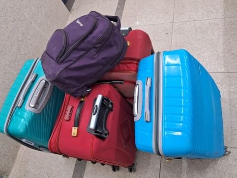 19 दुर्वासा धाम में तमसा मंजूषा संगम में कार्तिक पूर्णिमा पर स्नान करते श्रद्धालु।  संवाद