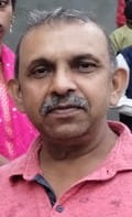 गोला में भूतनाथ रेलवे क्रॉसिंग पर लगी जाम। संवाद गोला में भूतनाथ रेलवे क्रॉसिंग पर लगी जाम। संवाद