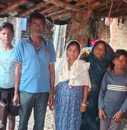 कैंट क्षेत्र में घूमता बंदरों का झुंड। संवाद