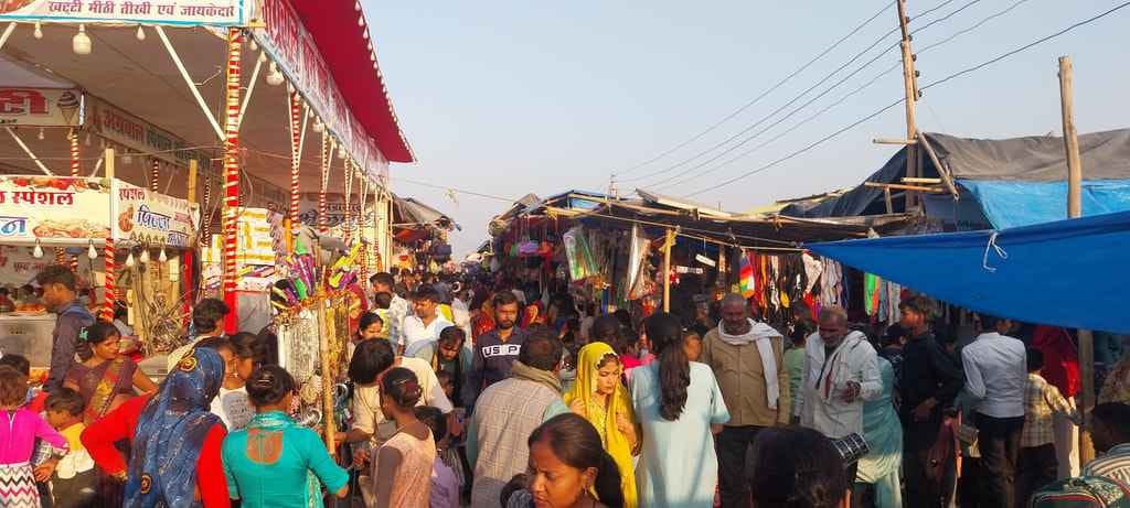 ककोड़ा मेला का विहगम दृश्य। जागरूक पाठक