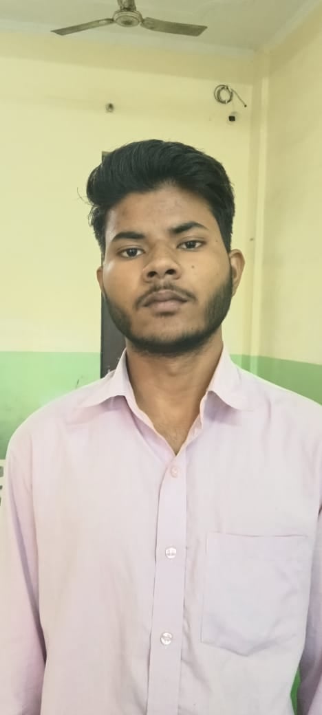 फोटो 2 डॉ. किरन सौजिया सीनियर सेकेंडरी एजुकेशनल एकेडमी में अतुल माहेश्वरी छात्रवृत्ति परीक्षा क