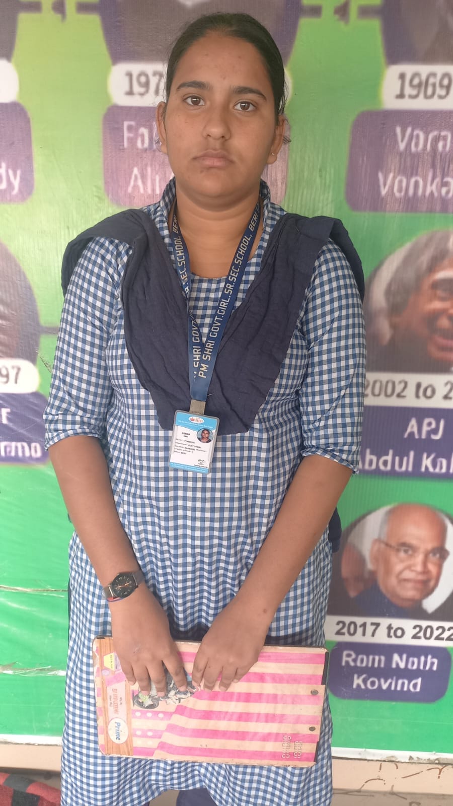 09jjrp12- वैदिक कन्या सीनियर सेकेंडरी स्कूल में अतुल महेश्वरी छात्रवृत्ति के लिए परीक्षा देते 