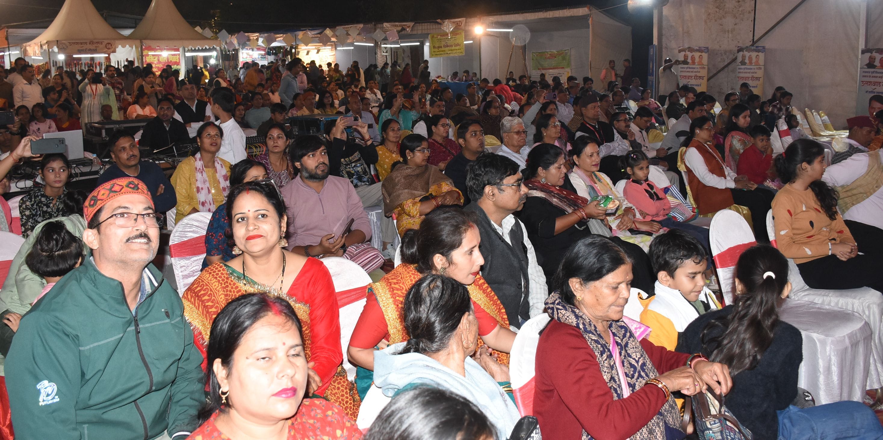 अवध के आंगन में उतरी पर्वतीय संस्कृति की बहार