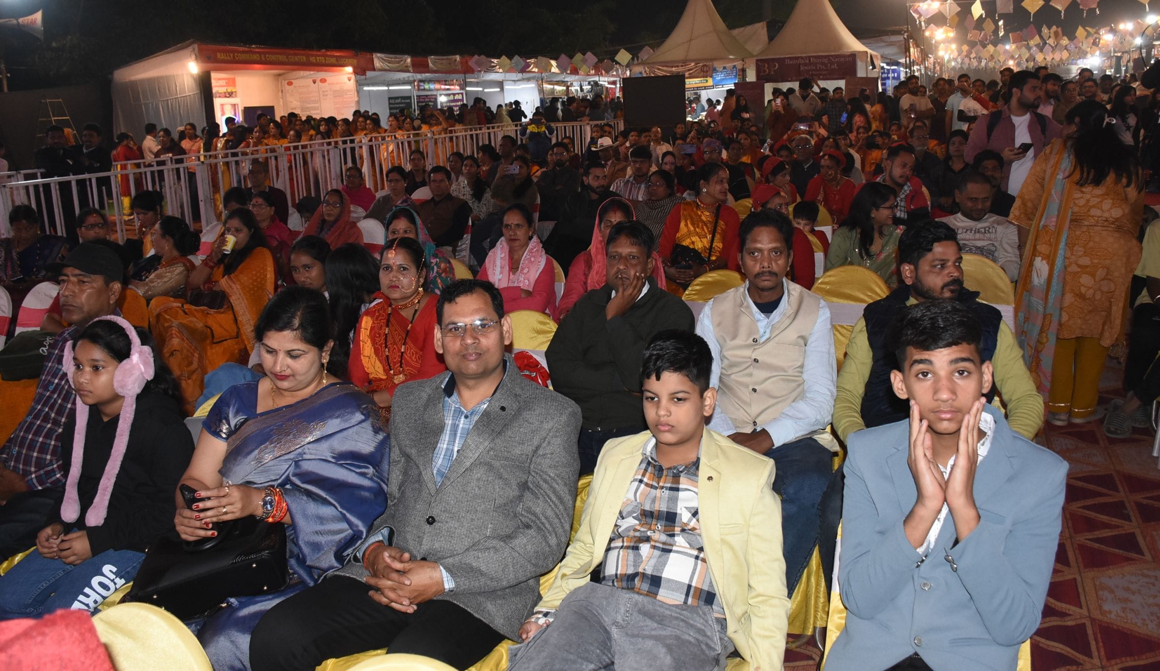 अवध के आंगन में उतरी पर्वतीय संस्कृति की बहार