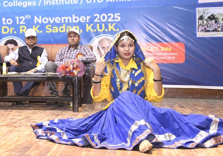 कुरुक्षेत्र। स्वयंसेवकों को संबोधित करते कार्यक्रम समन्वयक प्रो. डीएस राणा। स्वयं
