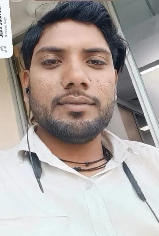 धर्मसिंहवा के मृतक देवनाथ साहनी के रोते बिलखते परिजन-संवाद धर्मसिंहवा के मृतक देवनाथ साहनी के रोते बिलखते परिजन-संवाद