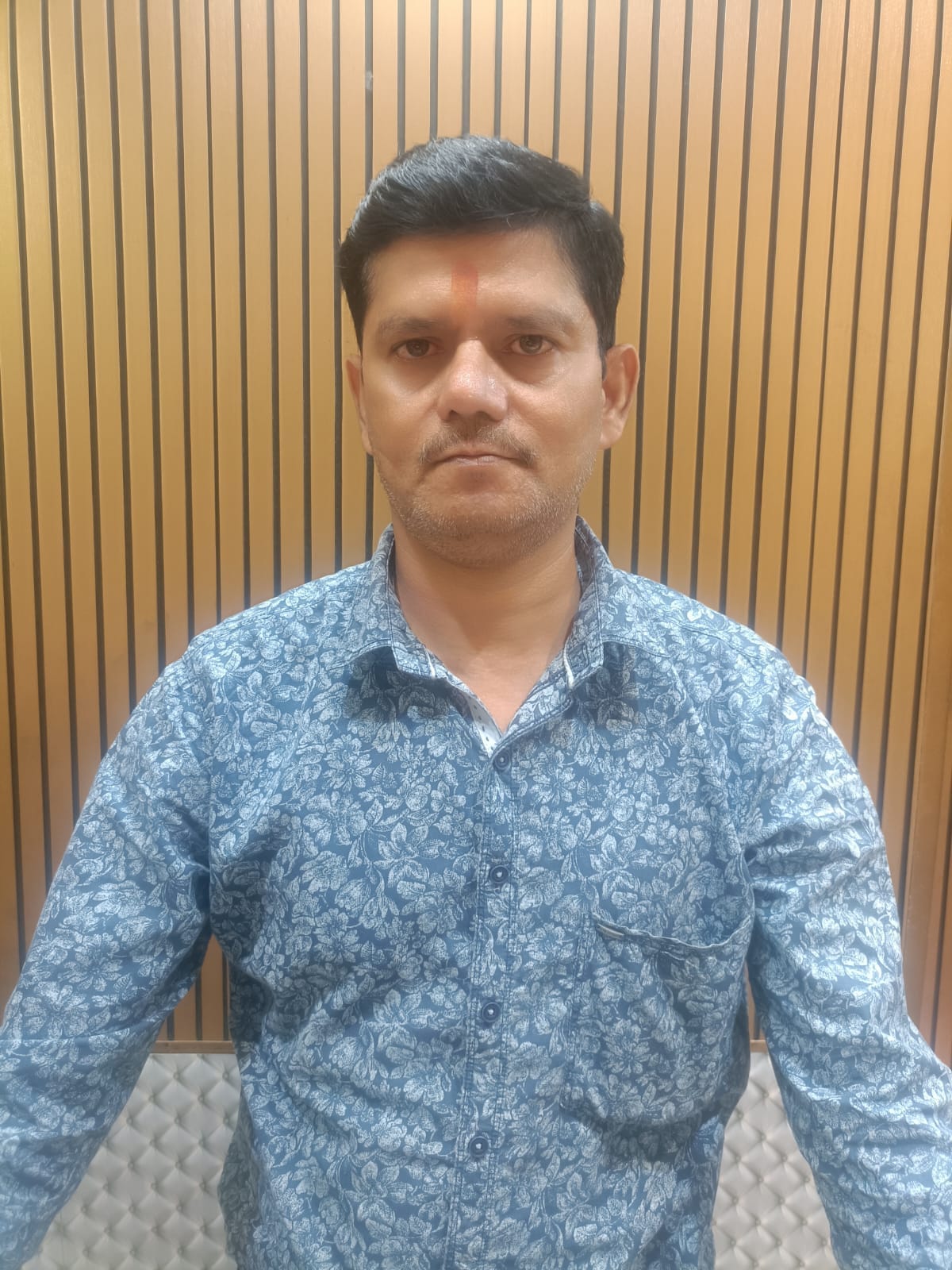अनुष्का मिश्रा। संवाद