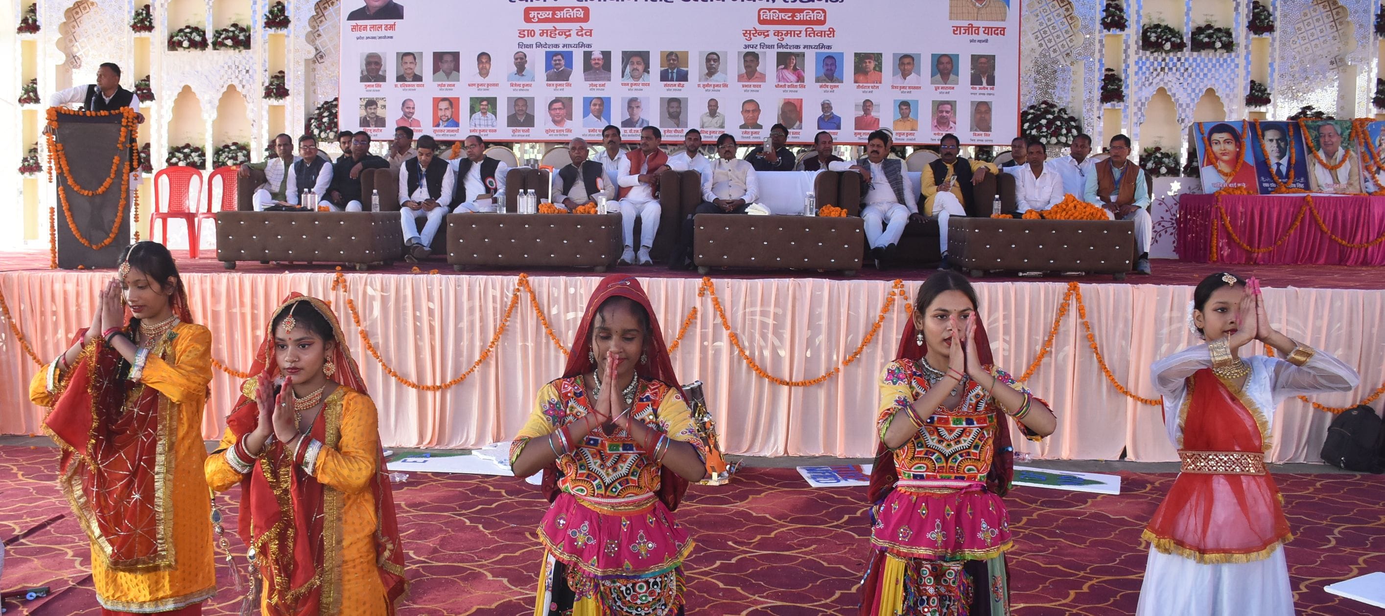 बीरबल साहनी मार्ग पर पं. गोविन्द बल्लभ पंत पर्वतीय सांस्कृतिक उपवन में चल रहे उत्तराखंड महोत्सव