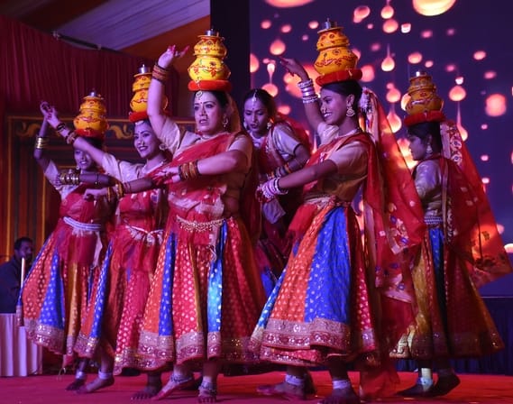 बीरबल साहनी मार्ग पर पं. गोविन्द बल्लभ पंत पर्वतीय सांस्कृतिक उपवन में चल रहे उत्तराखंड महोत्सव
