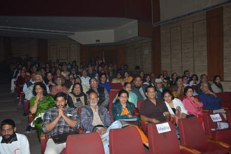 मोहन राकेश के 1958 में लिखे गए प्रसिद्ध नाटक ‘आषाढ़ का एक दिन’ का मंचन मंगलवार को संगीत नाटक अक