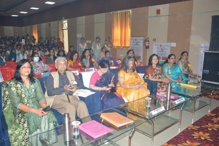 नेशनल पीजी कॉलेज में मंगलवार को युवा कल्याण व प्रांतीय रक्षक दल विभाग की ओर से आयोजित विकसित भा नेशनल पीजी कॉलेज में मंगलवार को युवा कल्याण व प्रांतीय रक्षक दल विभाग की ओर से आयोजित विकसित भा