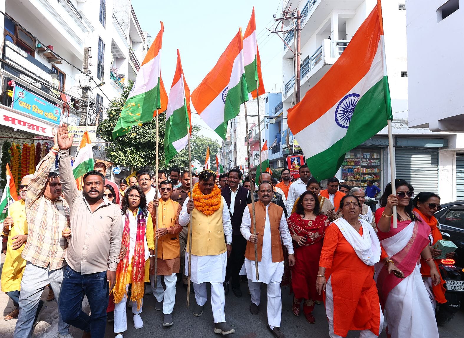 भाजपा की ओर से सरदार वल्लभ भाई पटेल की 150वीं जयंती पर राष्ट्रीय एकता यात्रा निकाली गई। भाजपा की ओर से सरदार वल्लभ भाई पटेल की 150वीं जयंती पर राष्ट्रीय एकता यात्रा निकाली गई।