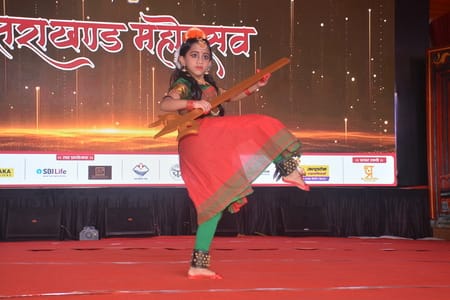 बीरबल साहनी मार्ग सि्थत पं. गोविंद वल्लभ पंत पर्वतीय सांस्कृतिक उपवन में बृहस्पतिवार को देवभूमि बीरबल साहनी मार्ग सि्थत पं. गोविंद वल्लभ पंत पर्वतीय सांस्कृतिक उपवन में बृहस्पतिवार को देवभूमि