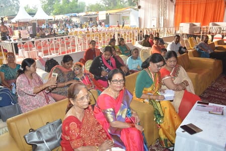 बीरबल साहनी मार्ग सि्थत पं. गोविंद वल्लभ पंत पर्वतीय सांस्कृतिक उपवन में बृहस्पतिवार को देवभूमि बीरबल साहनी मार्ग सि्थत पं. गोविंद वल्लभ पंत पर्वतीय सांस्कृतिक उपवन में बृहस्पतिवार को देवभूमि