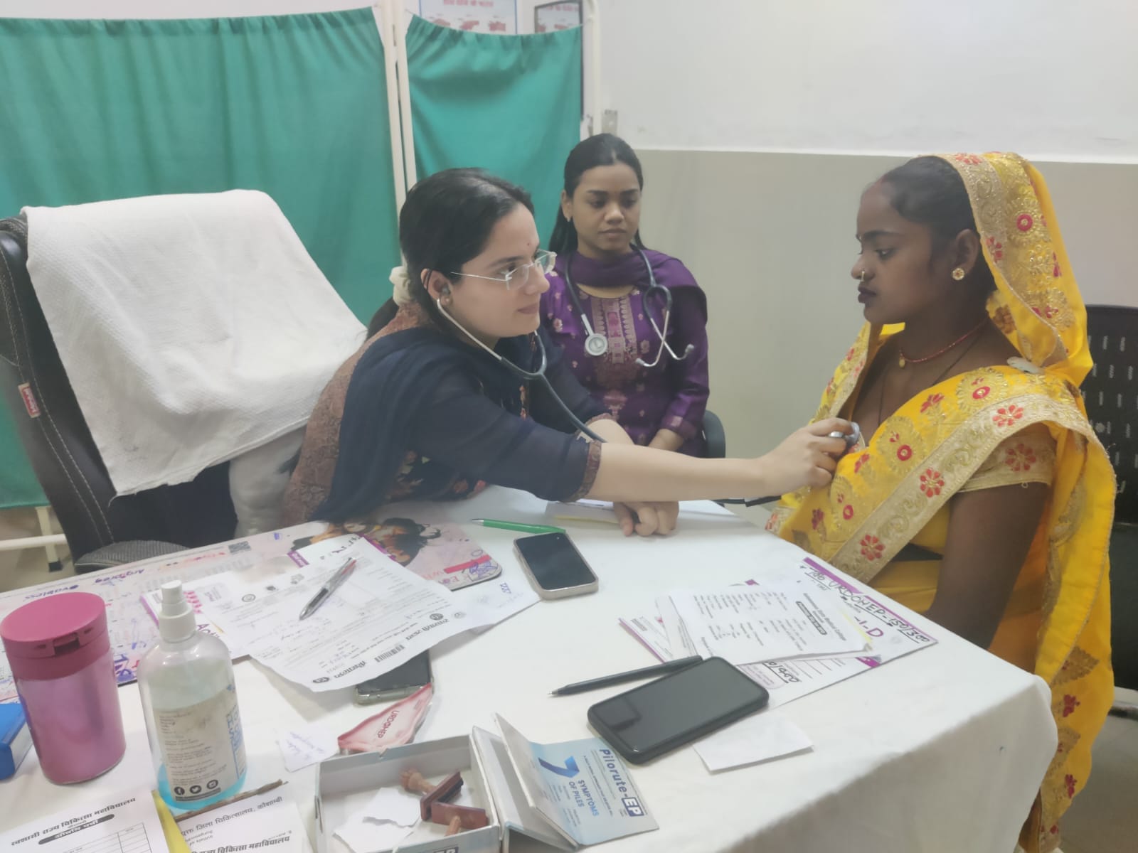 डॉ. शालिनी, स्त्री रोग विशेषज्ञ, मेडिकल कॉलेज