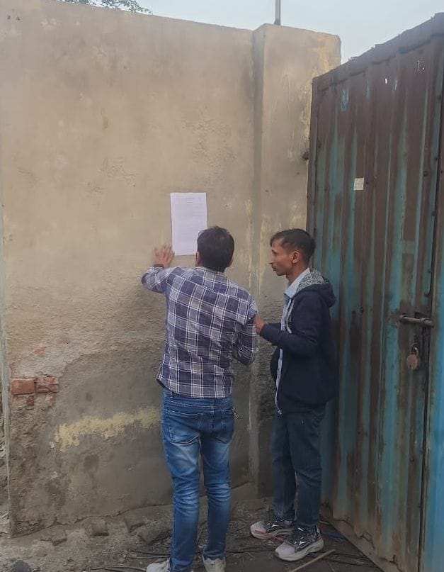 फोटो 50: सोनीपत के फिरोजपुर बांगर औद्योगिक क्षेत्र स्थित फैक्टरी में सील की गई मशीन। स्रोत : 