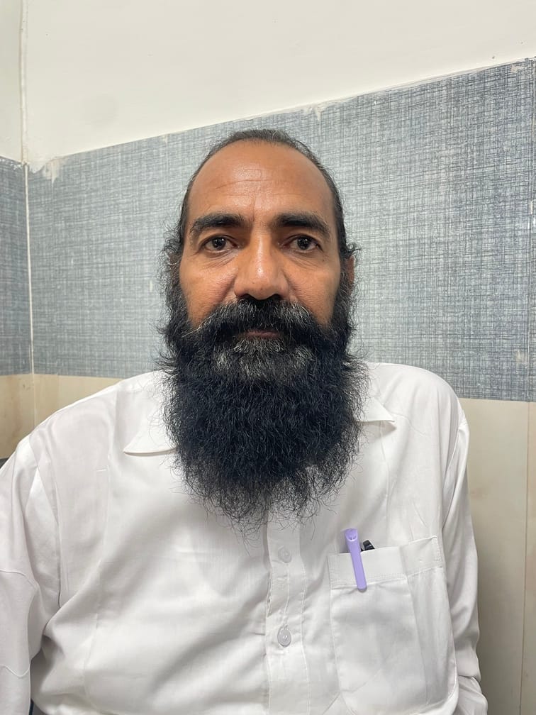 कुरुक्षेत्र। मरीज के स्वास्थ्य की जांच करती काउंसलर अंजू बाला। संवाद कुरुक्षेत्र। मरीज के स्वास्थ्य की जांच करती काउंसलर अंजू बाला। संवाद
