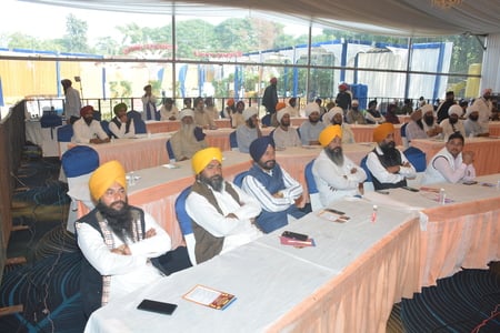 सिक्खी मेरी पहचान फाउंडेशन व भारतीय सिक्ख संगठन ने आशियाना स्थित एक क्लब में बृहस्पतिवार को विच सिक्खी मेरी पहचान फाउंडेशन व भारतीय सिक्ख संगठन ने आशियाना स्थित एक क्लब में बृहस्पतिवार को विच